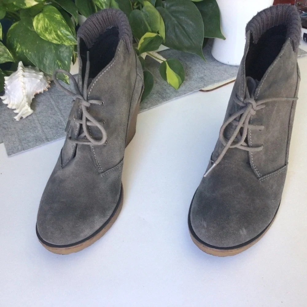 Lacoste Gray Suede Ankle Booties